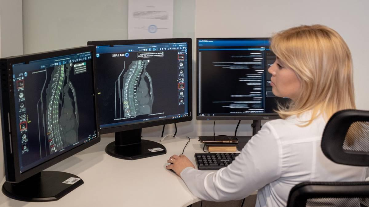 Ракова: ИИ-сервисы помогут врачам Москвы выявлять остеопороз при плановой КТ