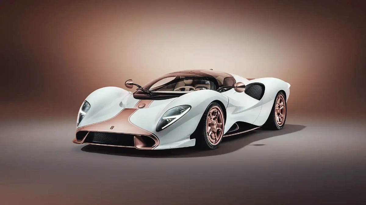   -  De Tomaso P72