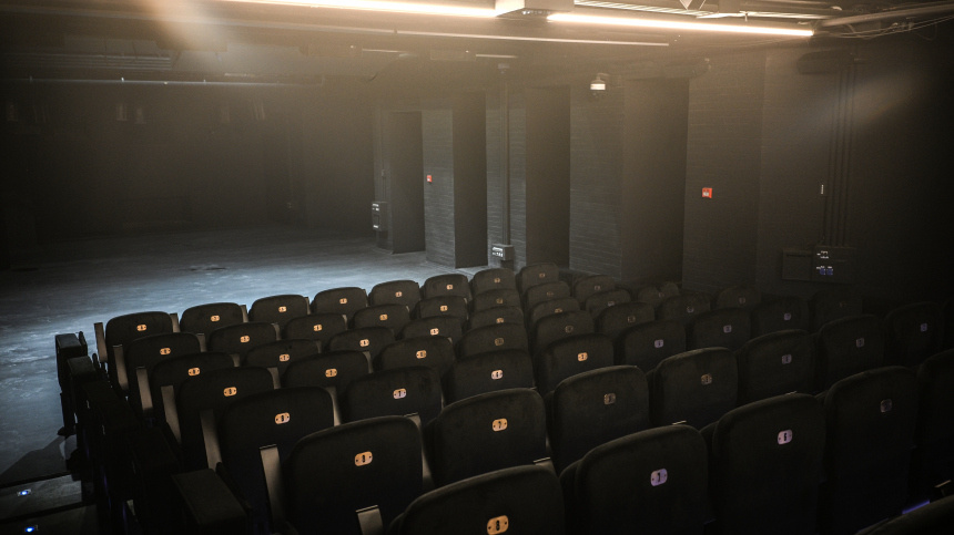 Премьерные показы комедии «ТОТ самый №13» в Театре Табакова пройдут 17–18 января