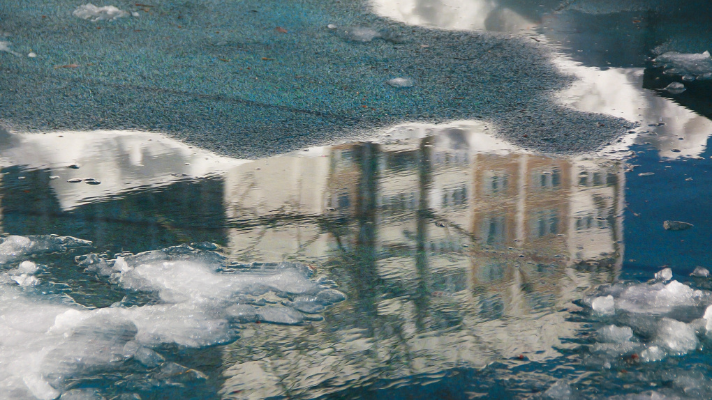 Синоптик Тишковец: Снег в Москве полностью растает ко Дню космонавтики