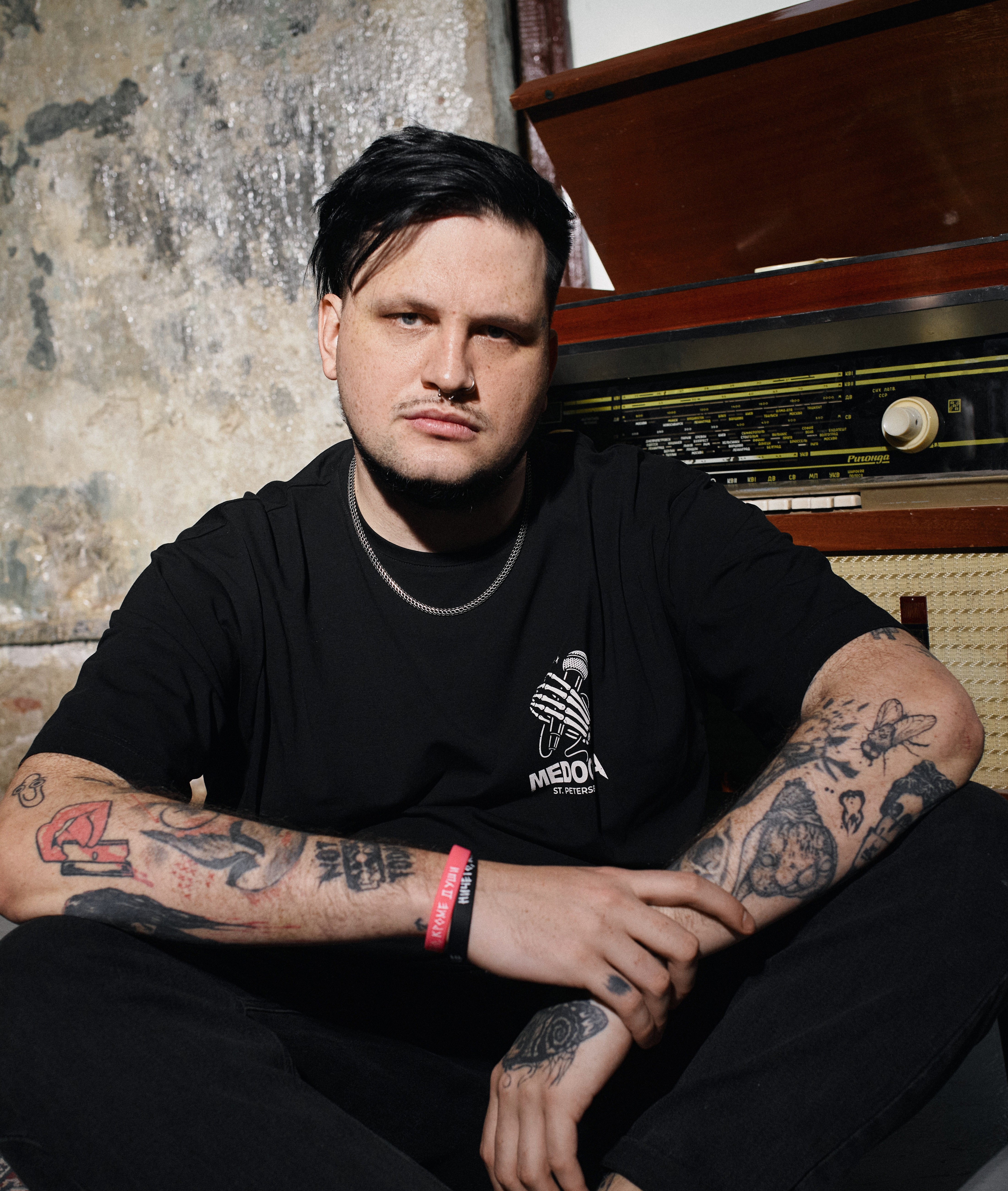 От нейросети до Яндекс. Музыки: как ИИ-музыка покоряет цифровые площадки и медиапространство