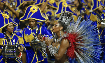 В Рио-де-Жанейро стартовал традиционный карнавал
