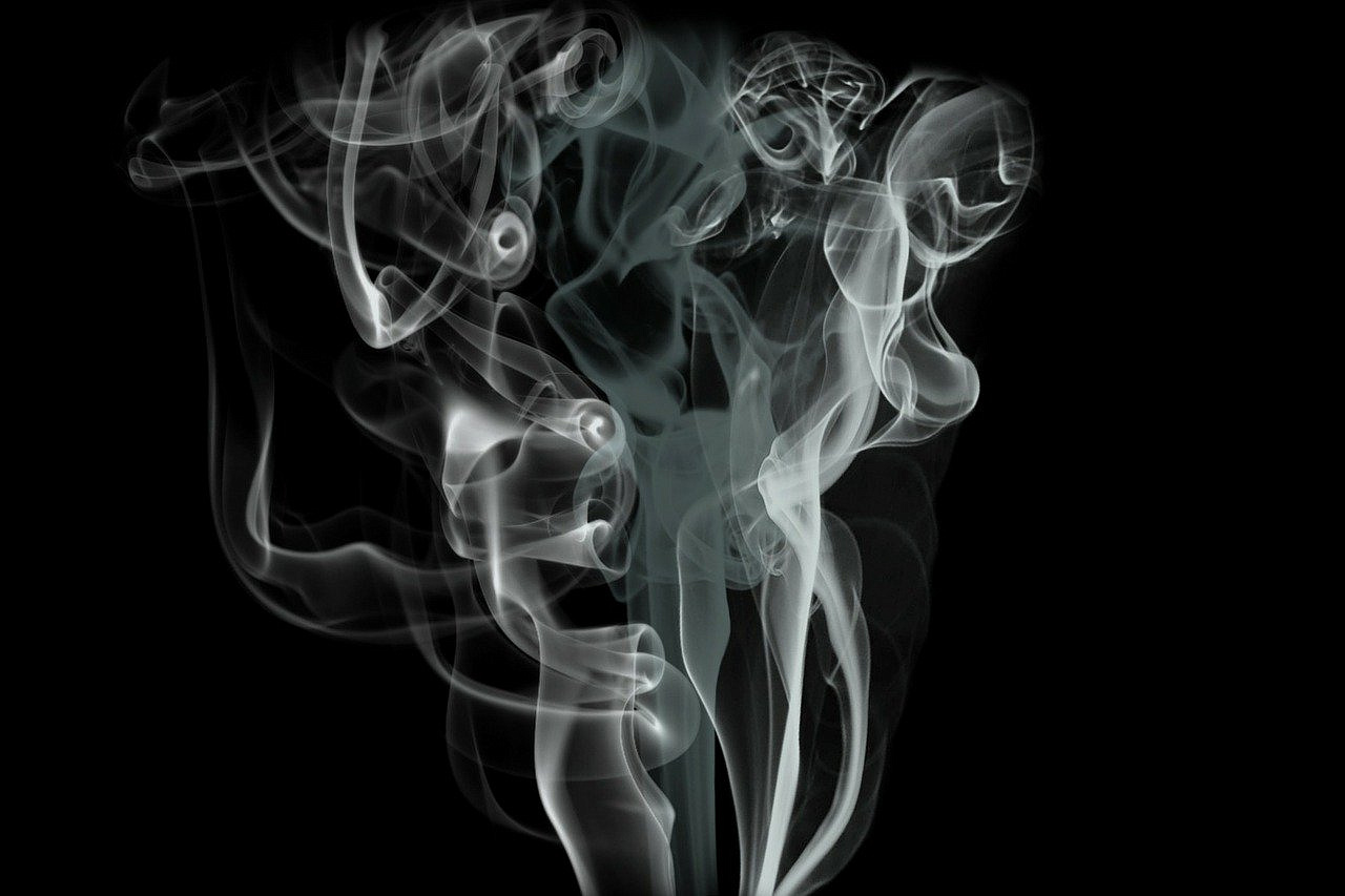Нарколог назвал настоящую причину зависимости от курения