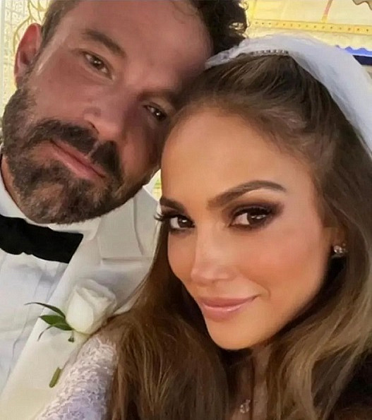 Дженнифер Лопес и Бен Аффлек раскрыли подробности своей тайной свадьбы в Лас-Вегасе